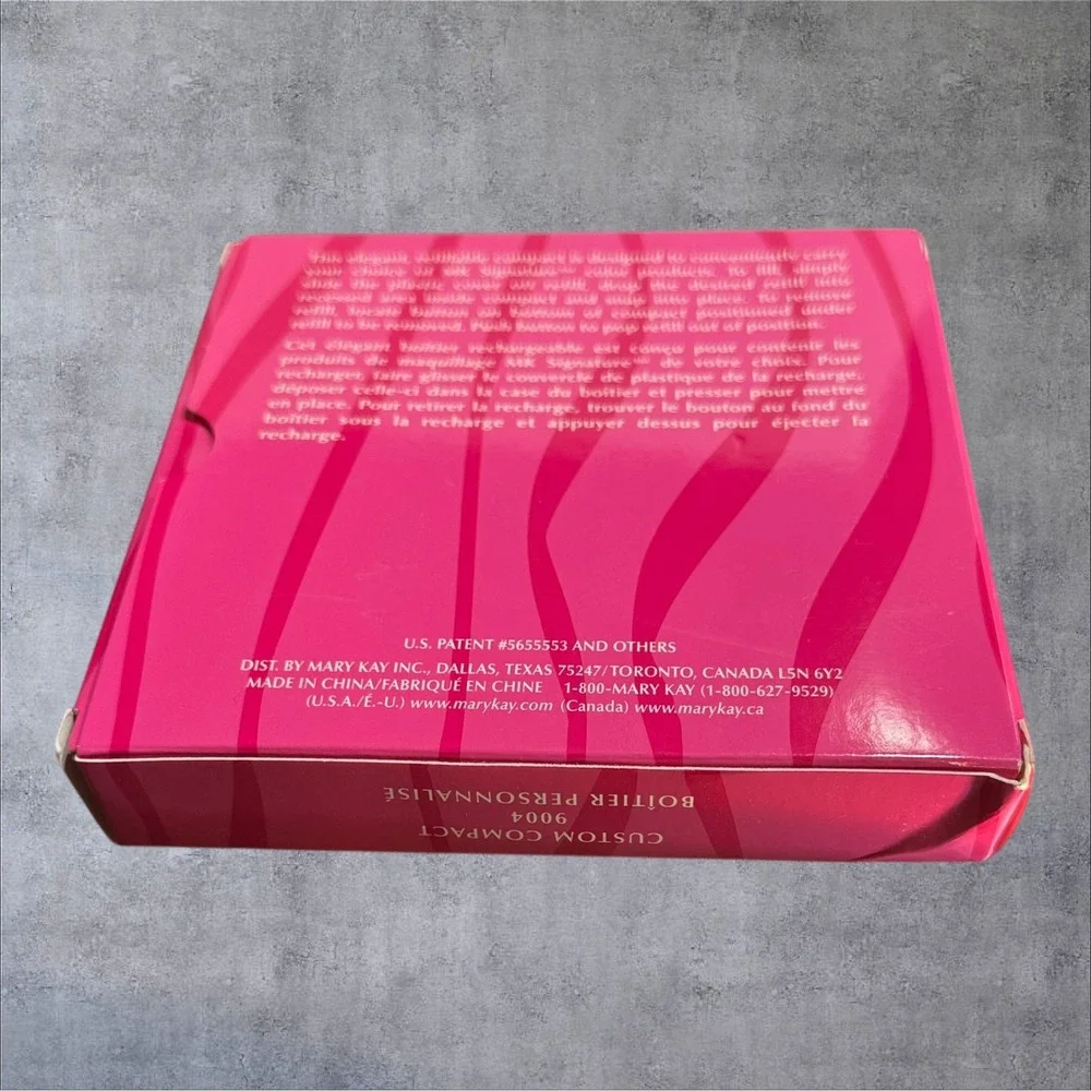 Mary Kay MK Signature Custom Refillable Compact 9004 Lipstick Eyeshadow Blush‎
